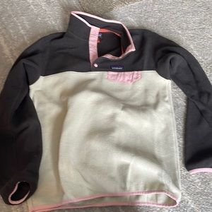 Patagonia fleece pullover